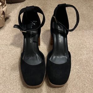 House of Harlow 1960 Black Ankle Strap Heels